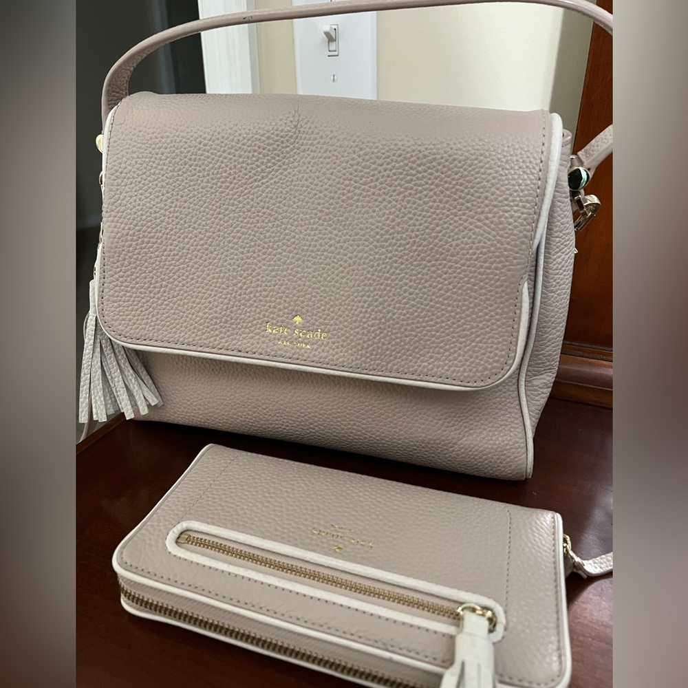 Kate Spade Crossbody with Matching Zipper Wallet
